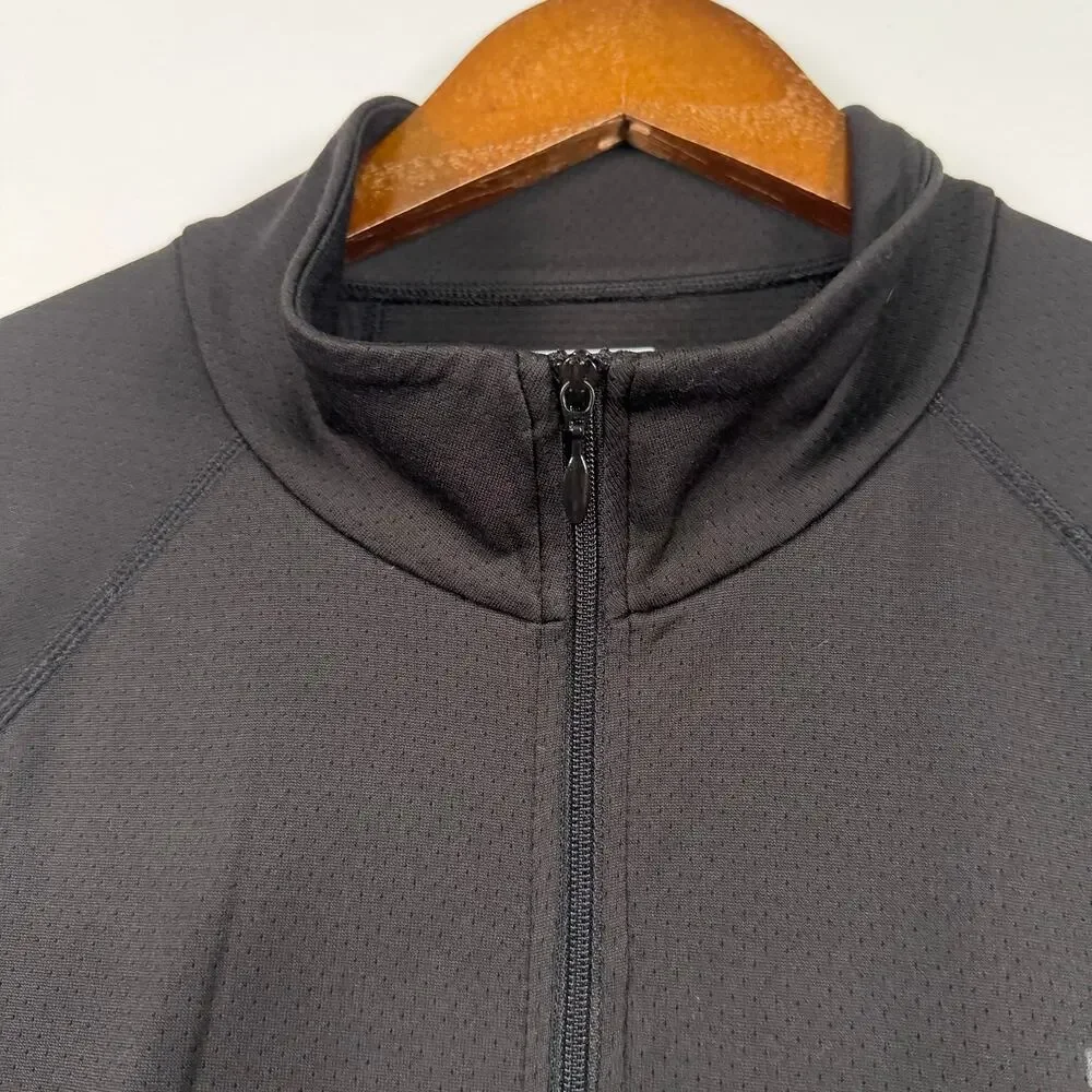 The North Face Men’s M 1/4 Zip Base Layer Black Lightweight Hiking Gorpcore